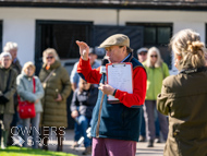 NH051025-59 - Nicky Henderson Stable Visit
